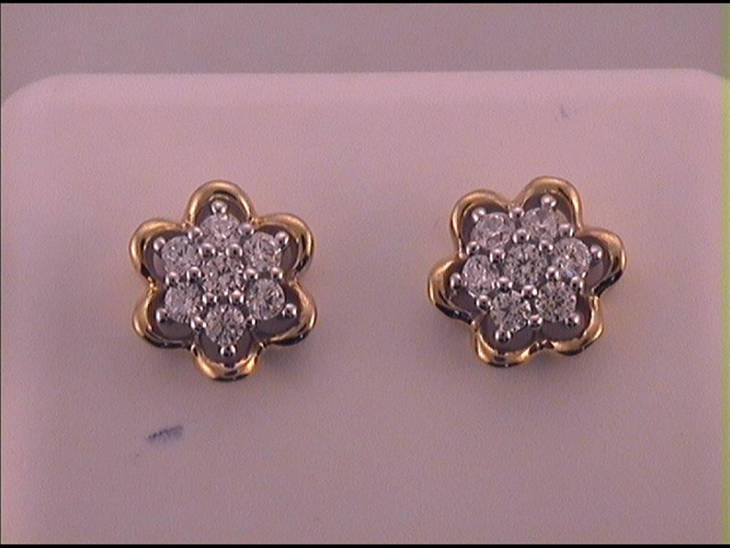 1/2CT-Diamond EARING