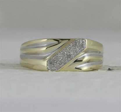 10k Yellow Gold Round Diamond Band Ring 1/10 Cttw