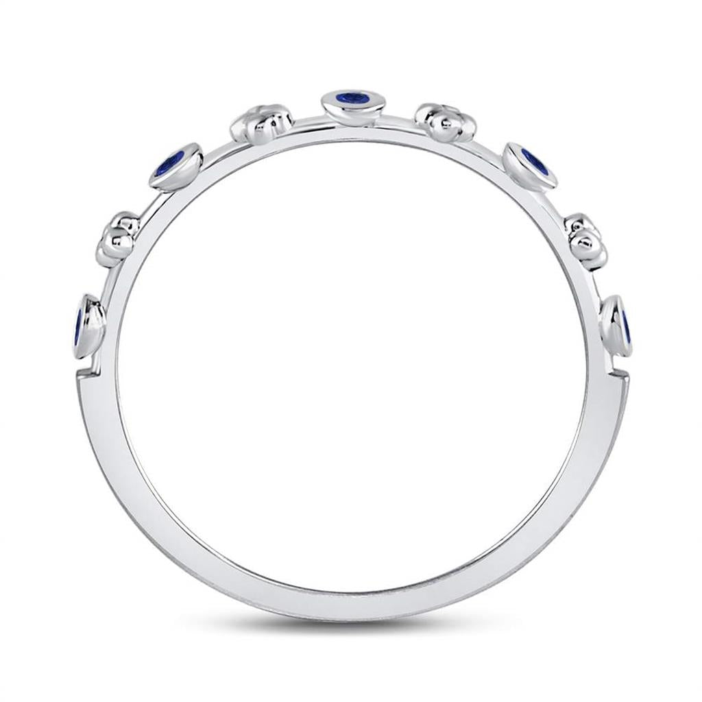 14kt White Gold Round Blue Sapphire Dot Flower Stackable Band Ring 1/12 Cttw