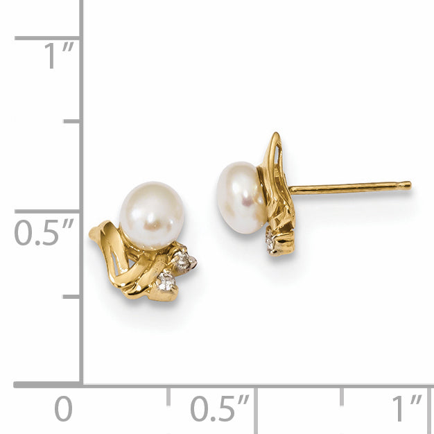 14k 5 6mm Diamond and White Button Freshwater Cultured Pearl Post Earrings